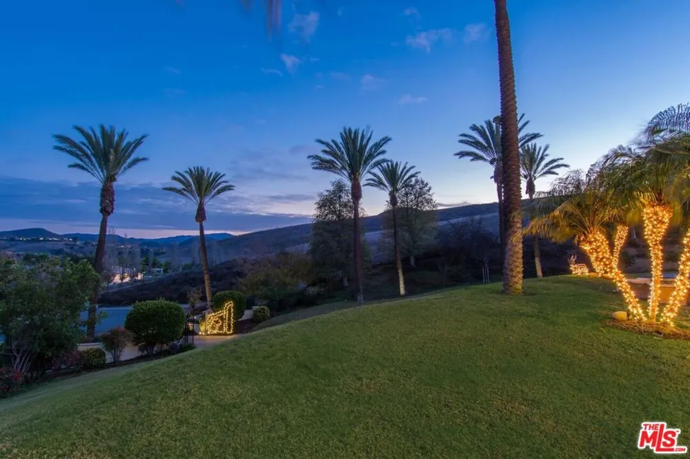 3855 Brunston Court Westlake Village, CA 91362