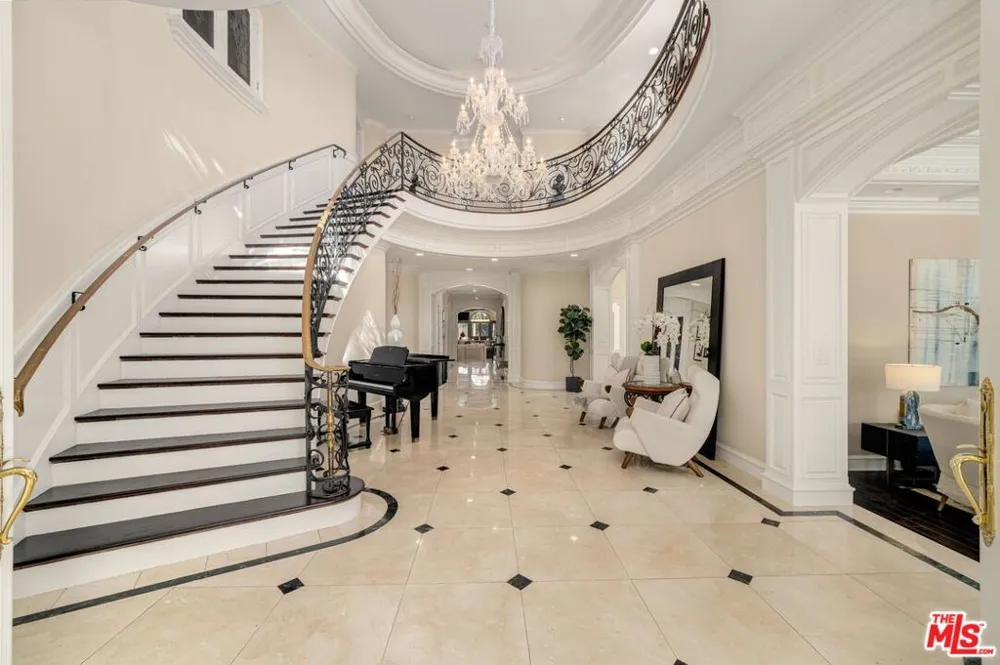 3855 Brunston Court Westlake Village, CA 91362