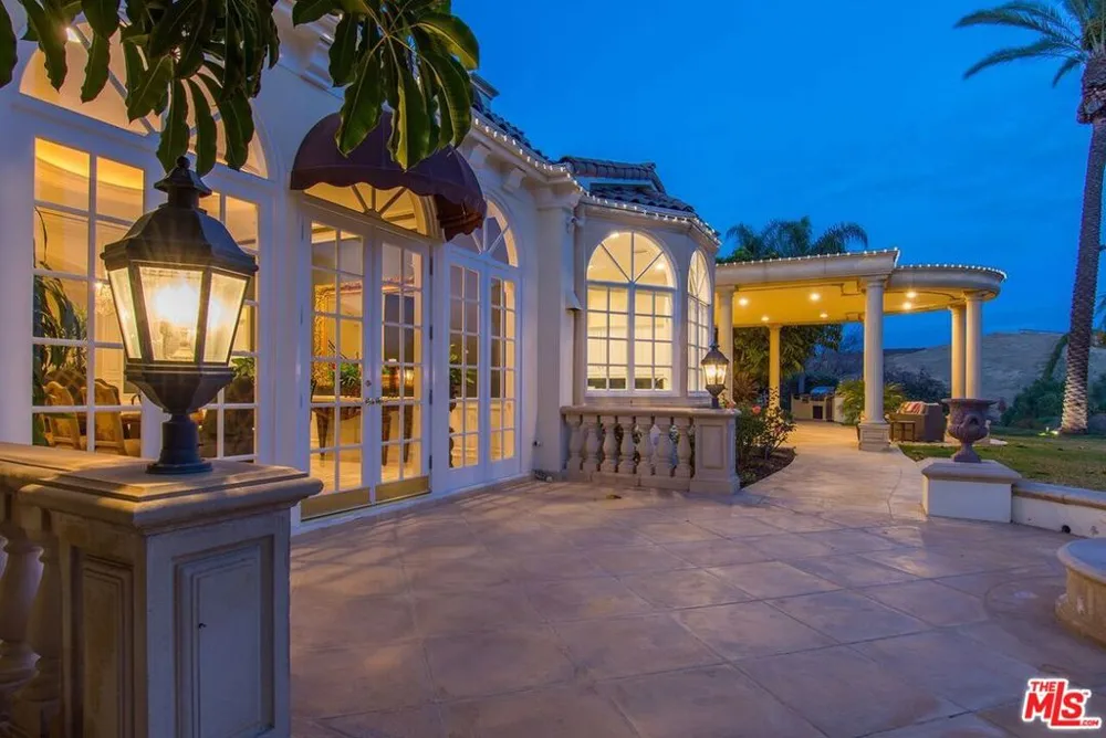 3855 Brunston Court Westlake Village, CA 91362