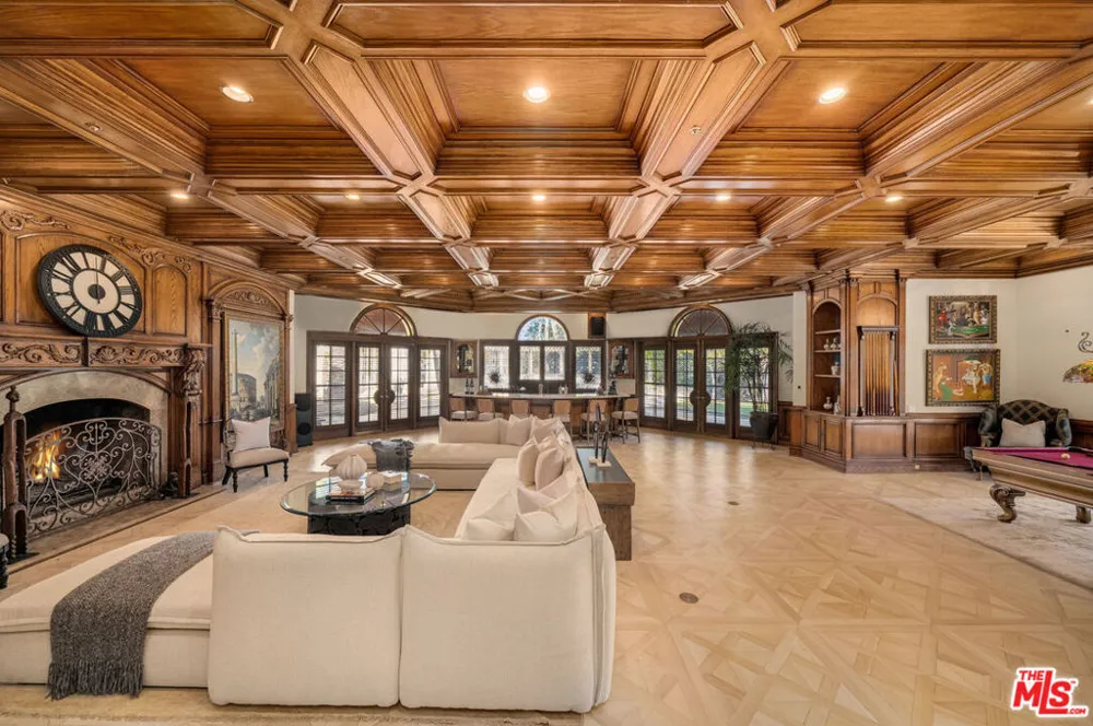 3855 Brunston Court Westlake Village, CA 91362