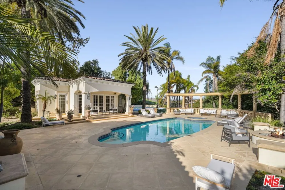 3855 Brunston Court Westlake Village, CA 91362