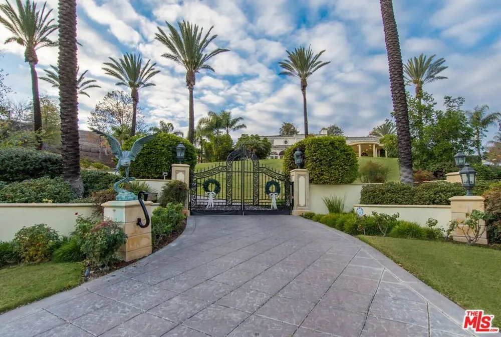 3855 Brunston Court Westlake Village, CA 91362