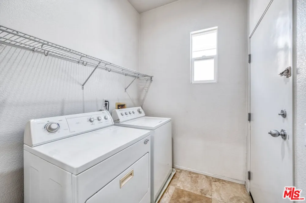 1133 Jewett Drive Fullerton, CA 92833