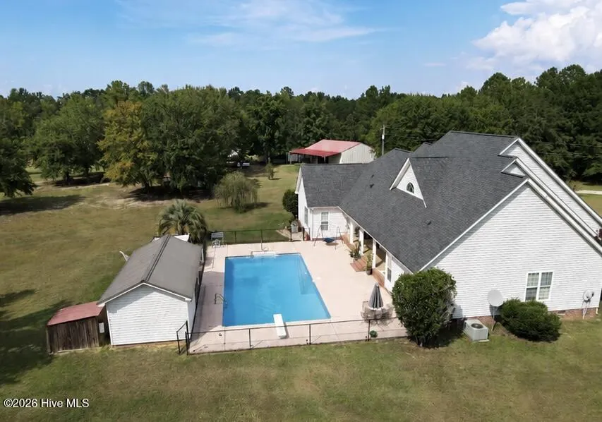 2171 Gene Howard Road Stapleton, GA 30823