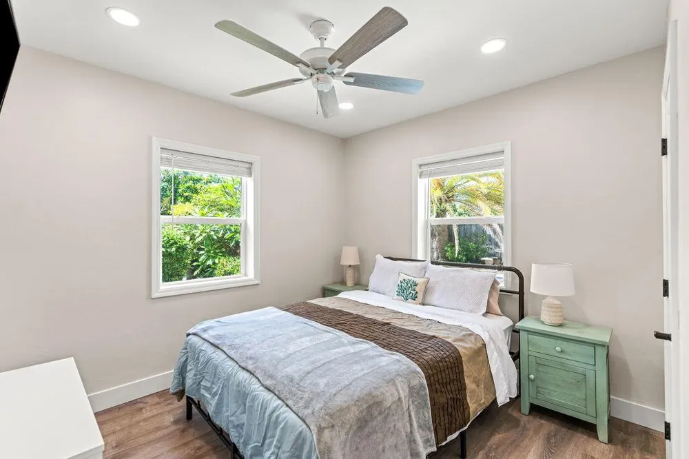 916 W DUVAL STREET Lantana, FL 33462
