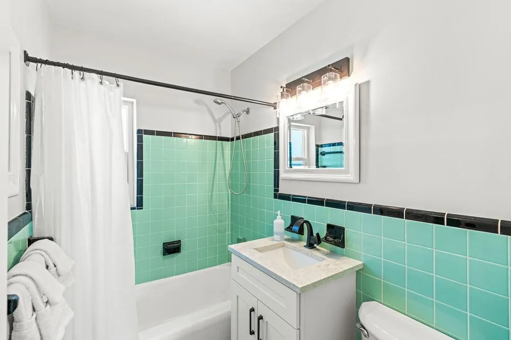 916 W DUVAL STREET Lantana, FL 33462