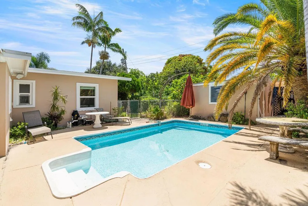 916 W DUVAL STREET Lantana, FL 33462