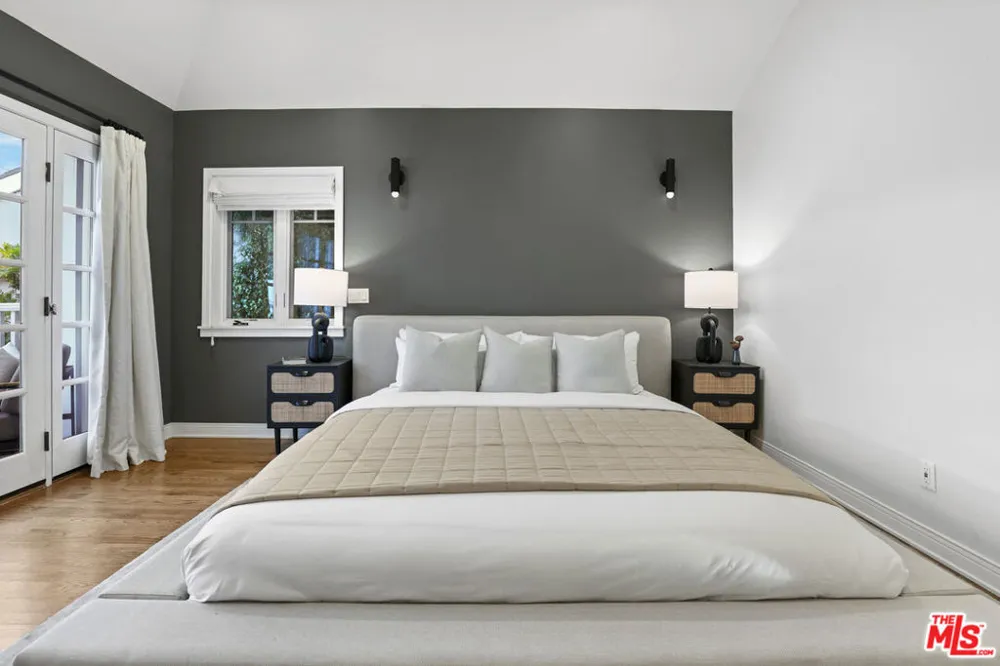 4324 Kraft Avenue Studio City, CA 91604