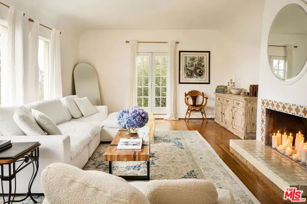 3346 Knoll Drive Los Angeles, CA 90068