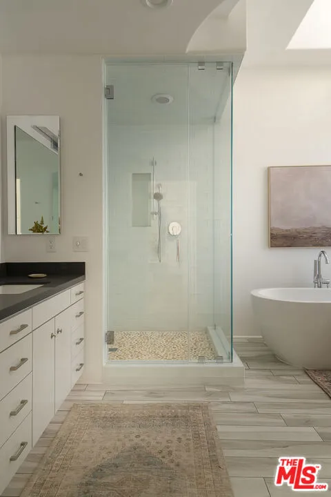 5502 Tuxedo Terrace Los Angeles, CA 90068