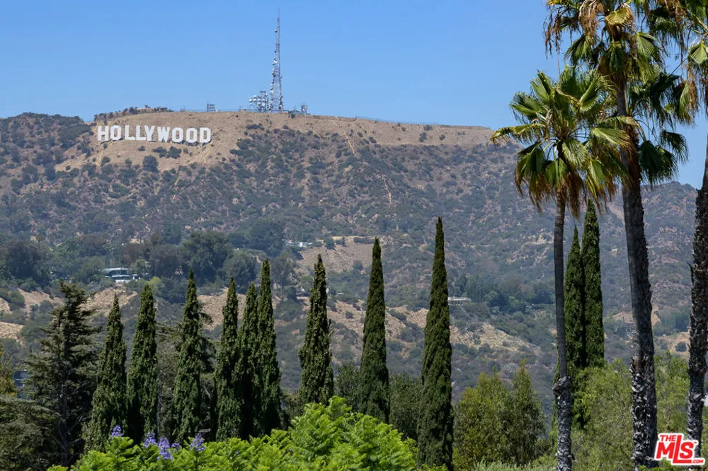 5502 Tuxedo Terrace Los Angeles, CA 90068