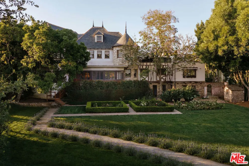 1027 Ridgedale Drive Beverly Hills, CA 90210