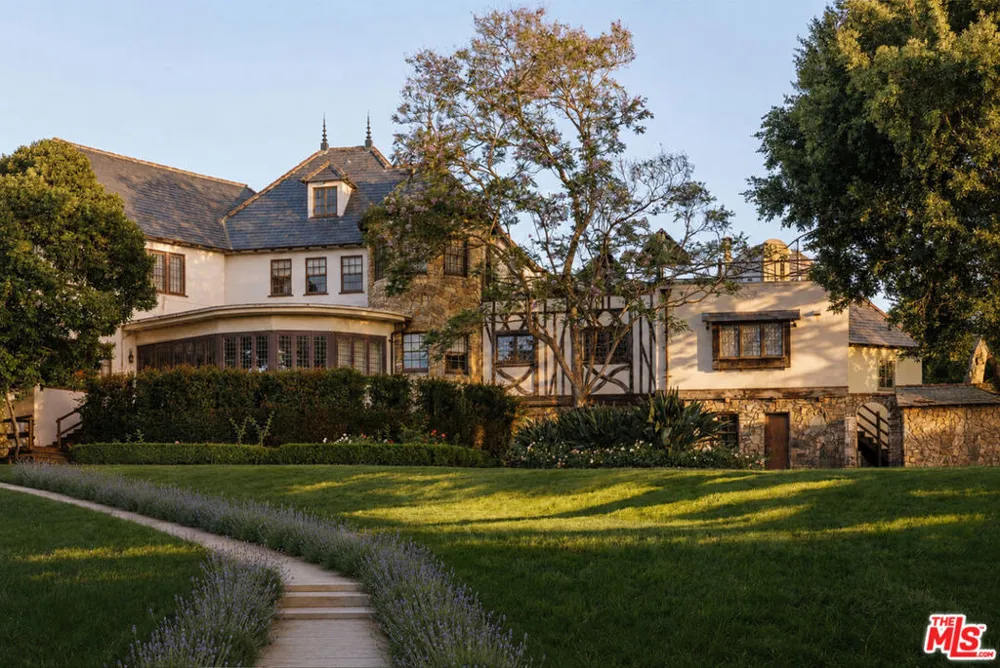 1027 Ridgedale Drive Beverly Hills, CA 90210