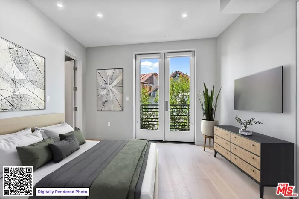 1621 Malcolm Avenue #401 Los Angeles, CA 90024
