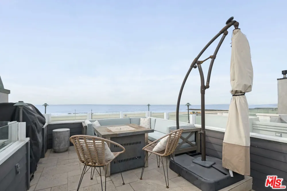 2400 W OCEANFRONT Newport Beach, CA 92663