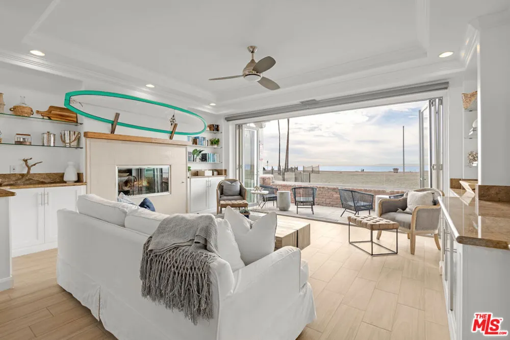 2400 W OCEANFRONT Newport Beach, CA 92663