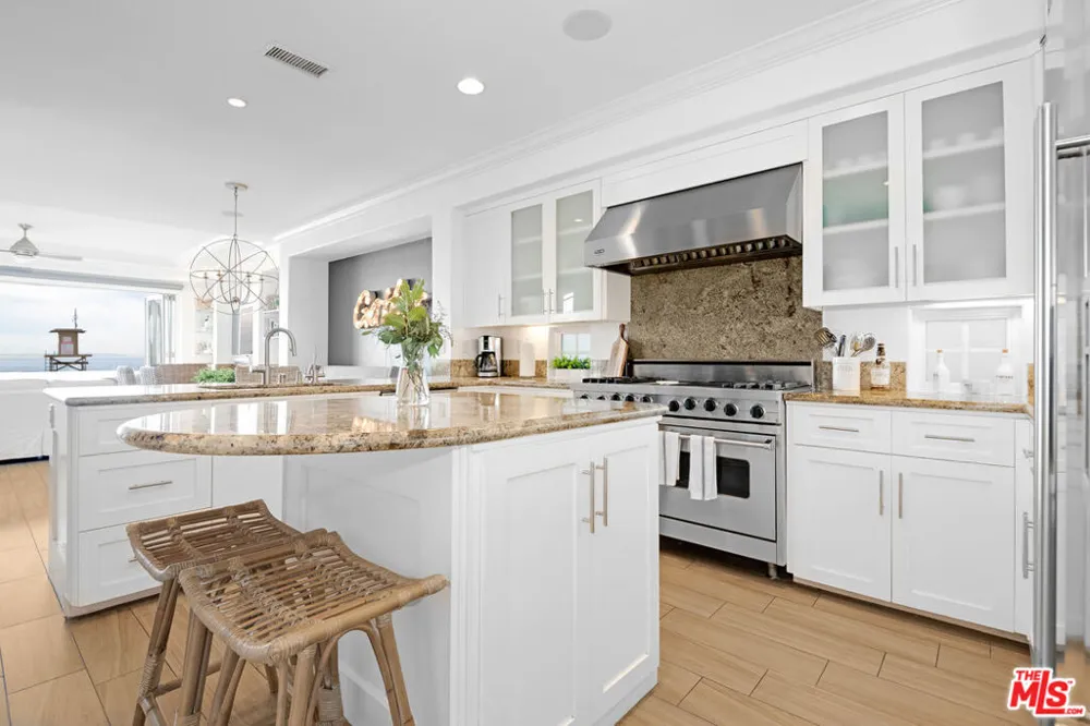 2400 W OCEANFRONT Newport Beach, CA 92663