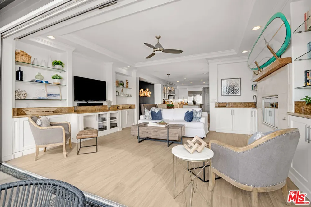 2400 W OCEANFRONT Newport Beach, CA 92663