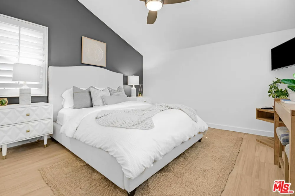 2400 W OCEANFRONT Newport Beach, CA 92663