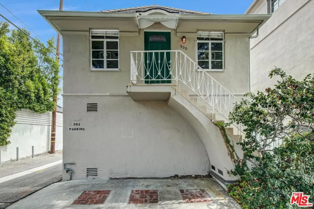 350 S Roxbury Drive Beverly Hills, CA 90212