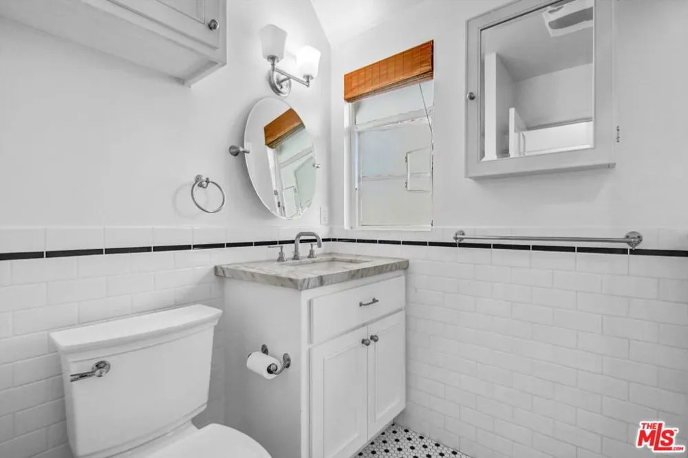 350 S Roxbury Drive Beverly Hills, CA 90212