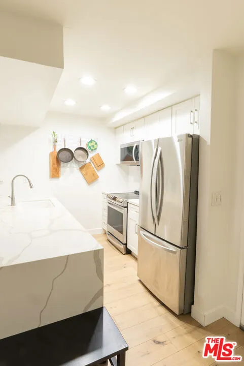 740 Kings Road #122 West Hollywood, CA 90069
