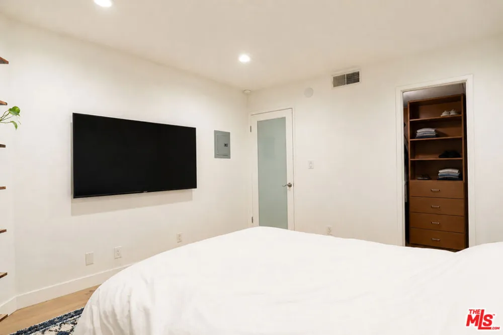 740 Kings Road #122 West Hollywood, CA 90069