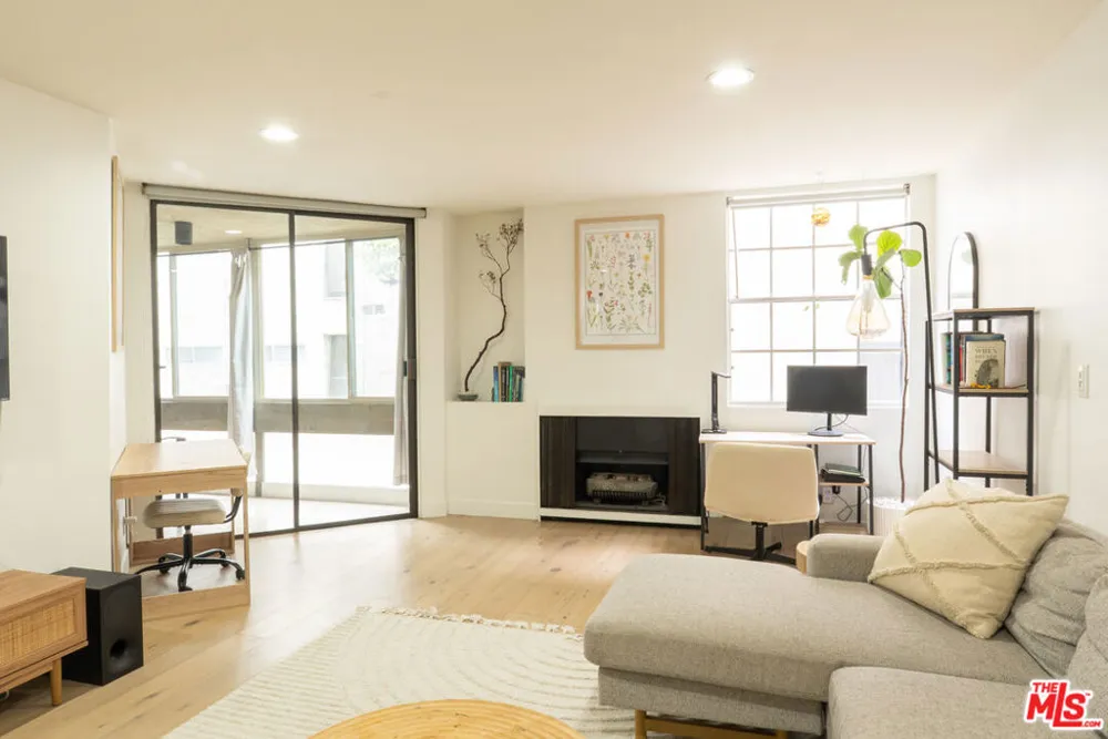 740 Kings Road #122 West Hollywood, CA 90069