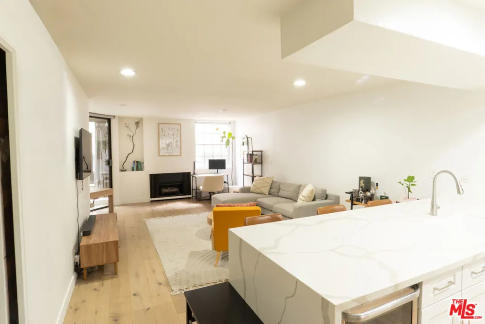 740 Kings Road #122 West Hollywood, CA 90069