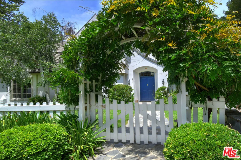 3254 OAKDELL ROAD Studio City, CA 91604