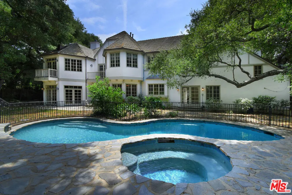 3254 OAKDELL ROAD Studio City, CA 91604