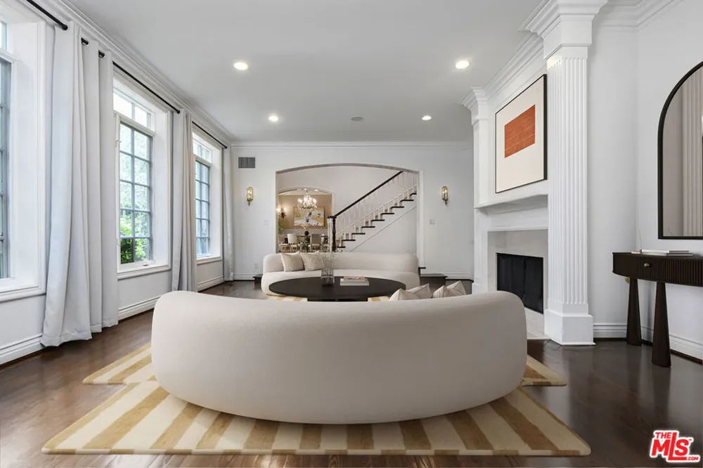 3254 OAKDELL ROAD Studio City, CA 91604