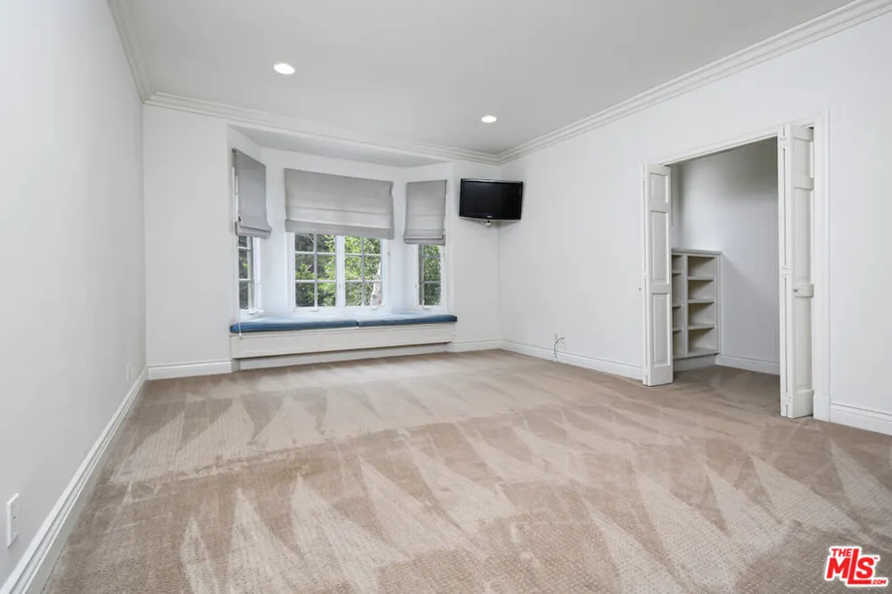 3254 OAKDELL ROAD Studio City, CA 91604