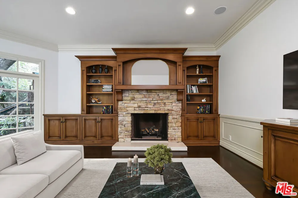 3254 OAKDELL ROAD Studio City, CA 91604