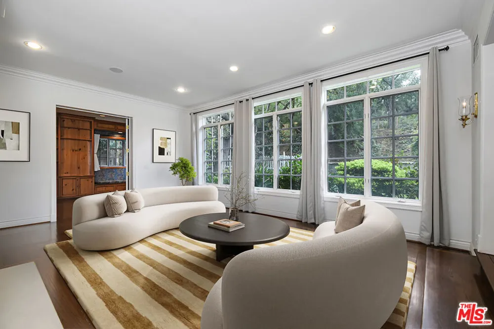 3254 OAKDELL ROAD Studio City, CA 91604