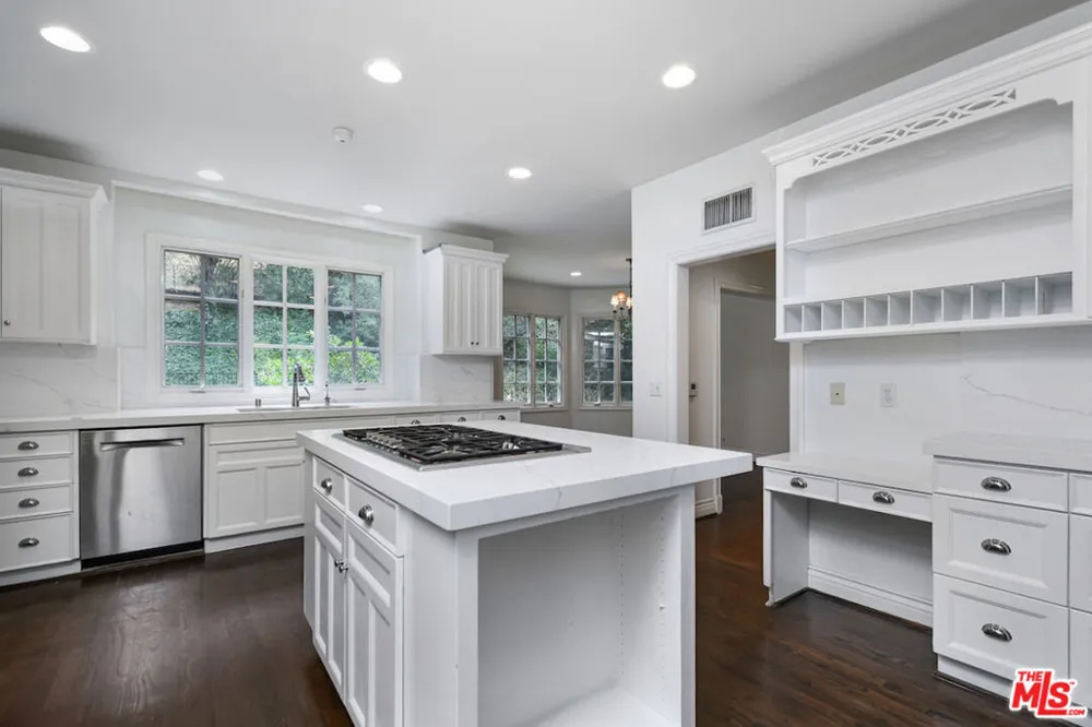 3254 OAKDELL ROAD Studio City, CA 91604