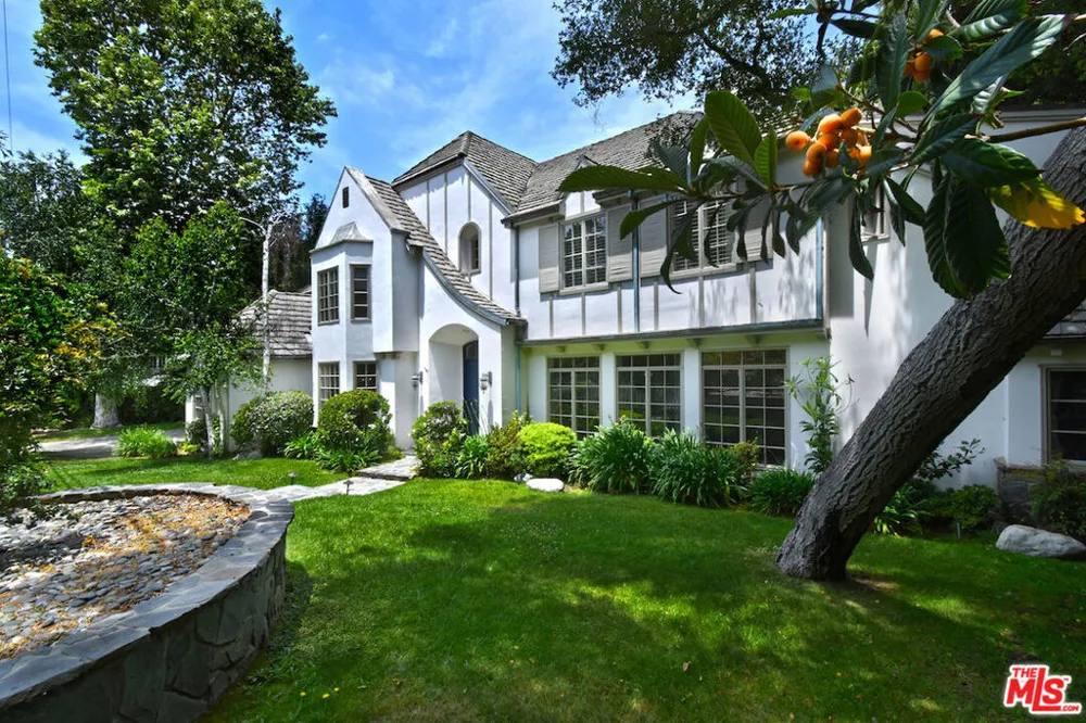 3254 OAKDELL ROAD Studio City, CA 91604