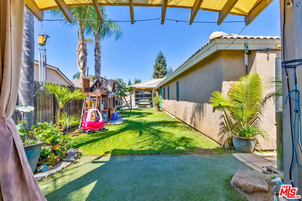 1459 Hillsboro Avenue Madera, CA 93637