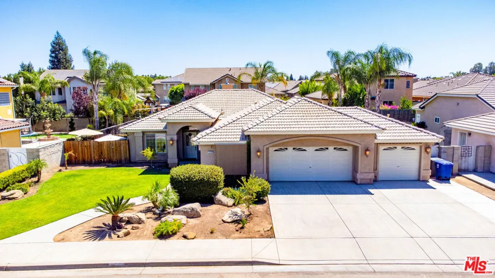 1459 Hillsboro Avenue Madera, CA 93637