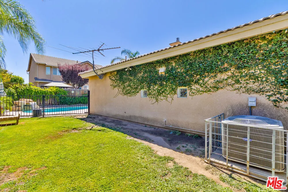 1459 Hillsboro Avenue Madera, CA 93637