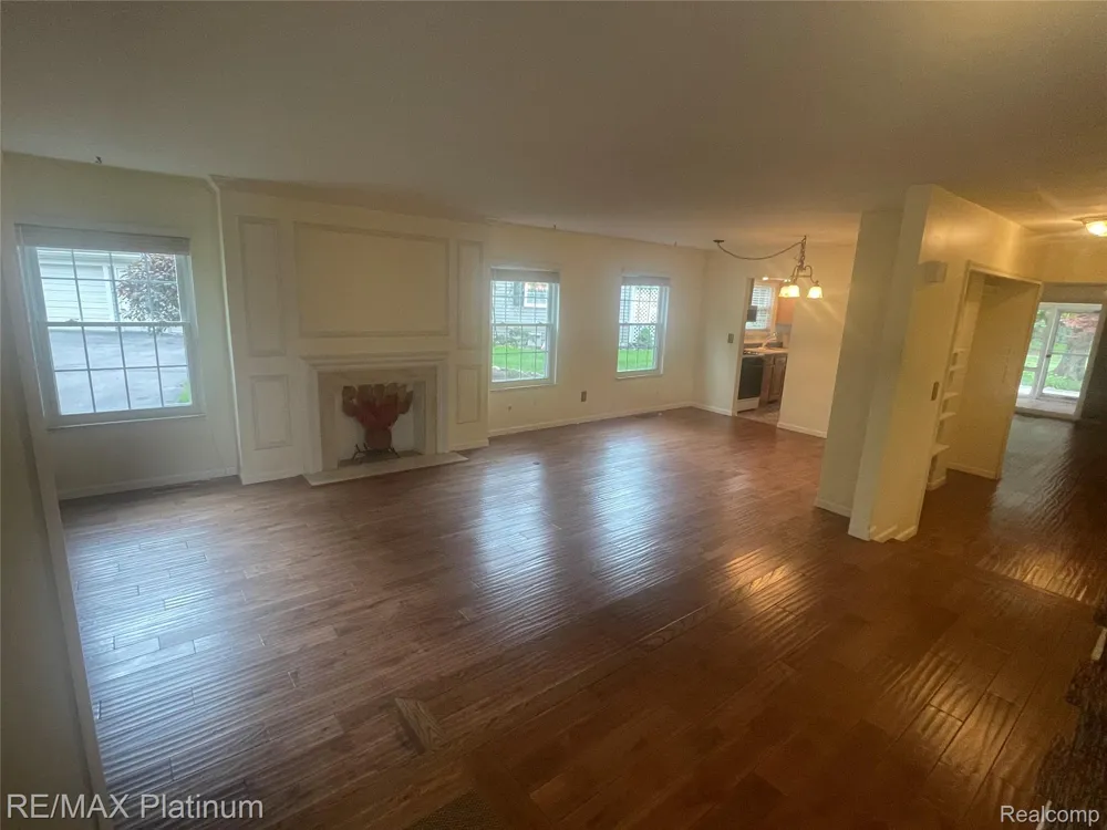 2612 E Williamsburg Circle Auburn Hills City, MI 48326
