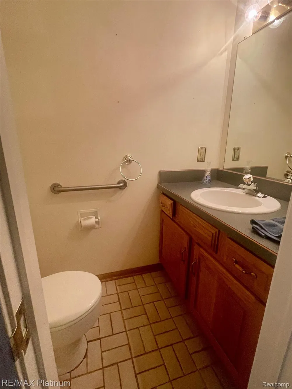 2612 E Williamsburg Circle Auburn Hills City, MI 48326