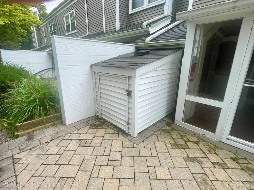 2612 E Williamsburg Circle Auburn Hills City, MI 48326