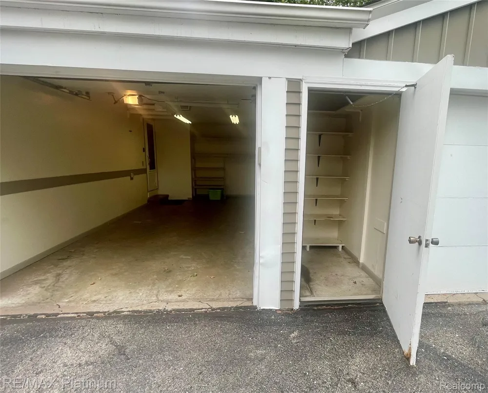 2612 E Williamsburg Circle Auburn Hills City, MI 48326