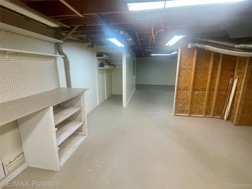 2612 E Williamsburg Circle Auburn Hills City, MI 48326