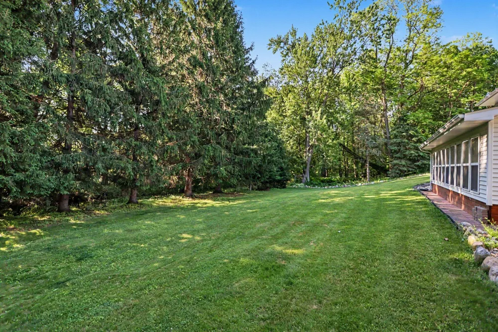 457 Hardwood Drive Coldwater City, MI 49036