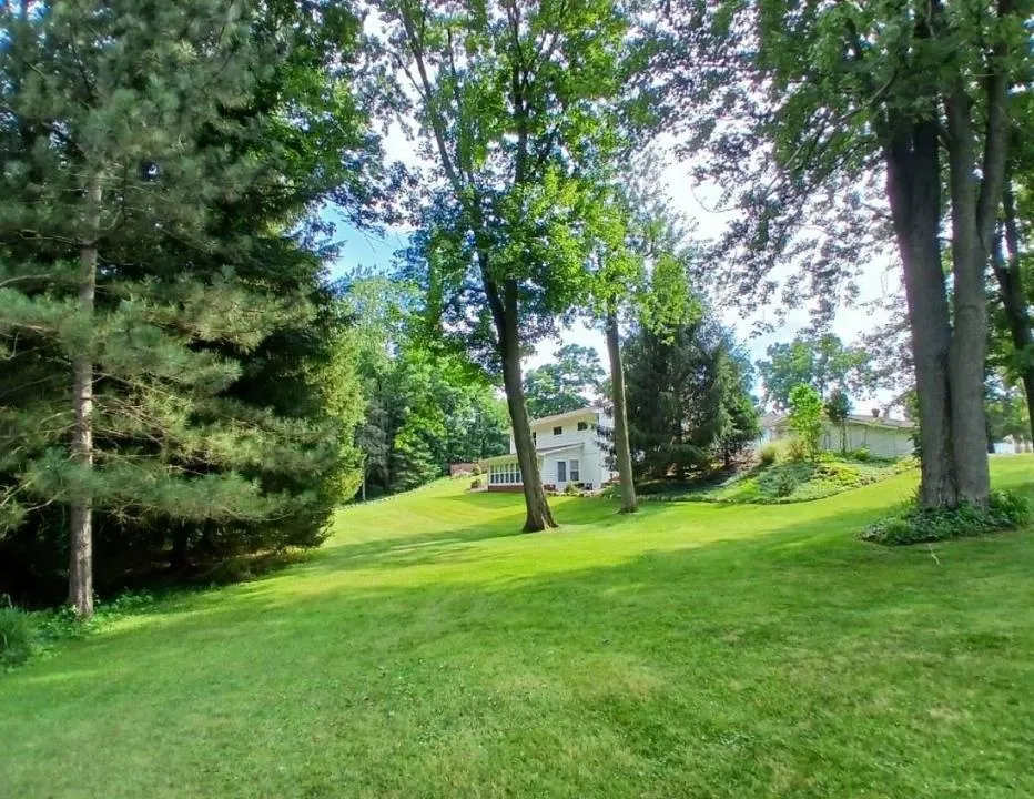 457 Hardwood Drive Coldwater City, MI 49036