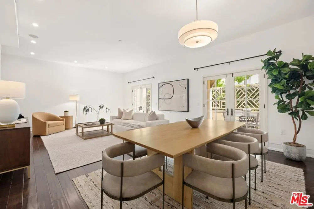 225 S Hamilton Drive #102 Beverly Hills, CA 90211
