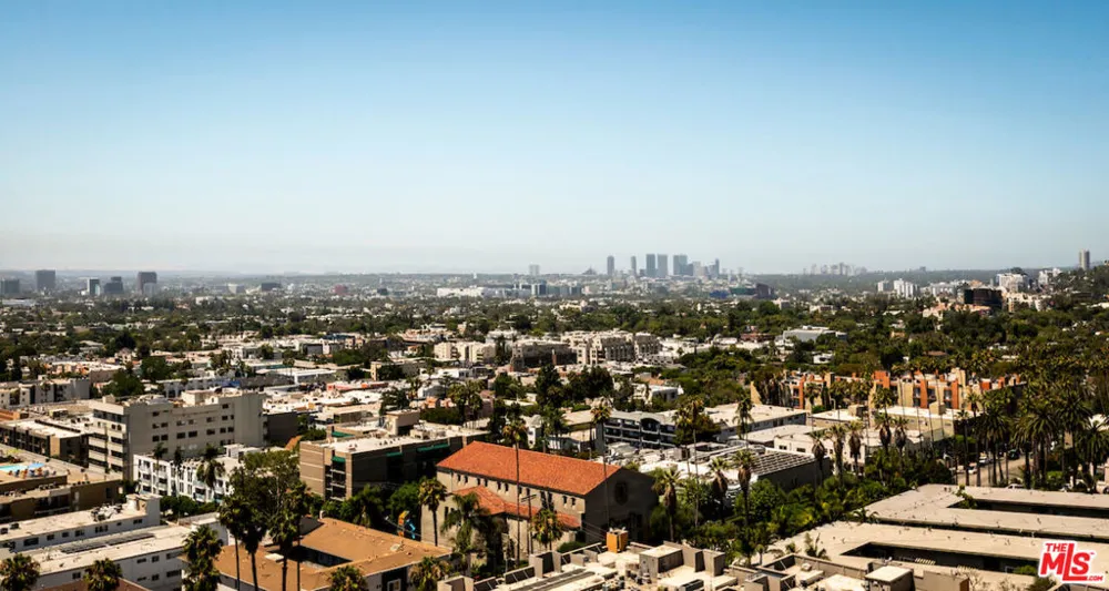 7250 Franklin Avenue #903 Los Angeles, CA 90046