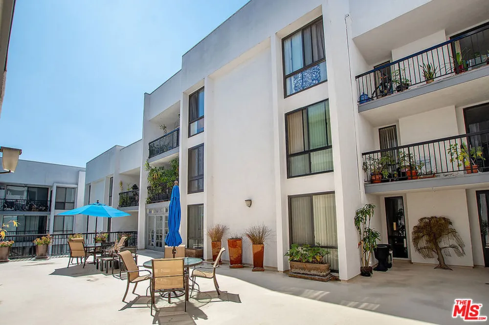 906 Doheny Drive #510 West Hollywood, CA 90069